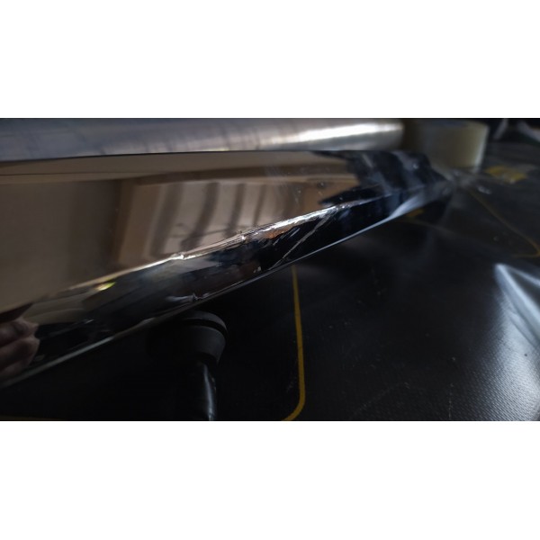 Молдинг багажника, подсветка номера, камера заднего вида на Buick Envision