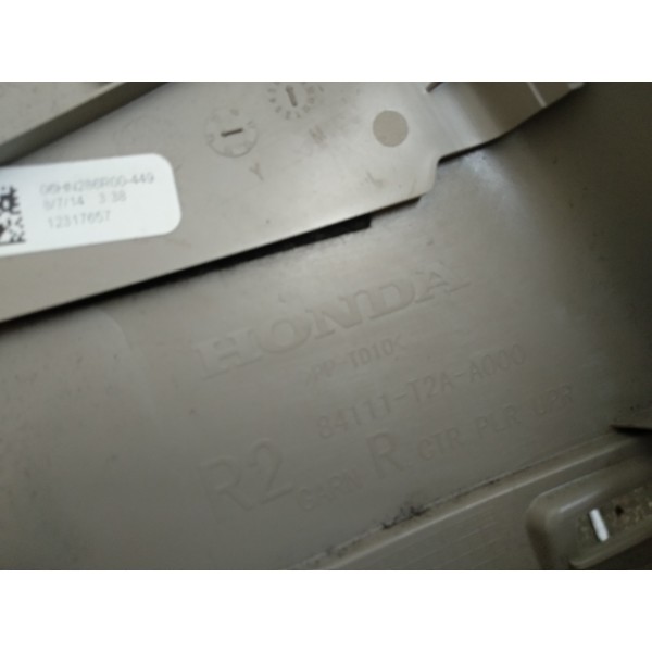 Отделка регулировки высоты ремней безопасности правая на Honda Accord 2015 Hybrid USA 84111-TA0-A0-21 84111-T2A-A000
